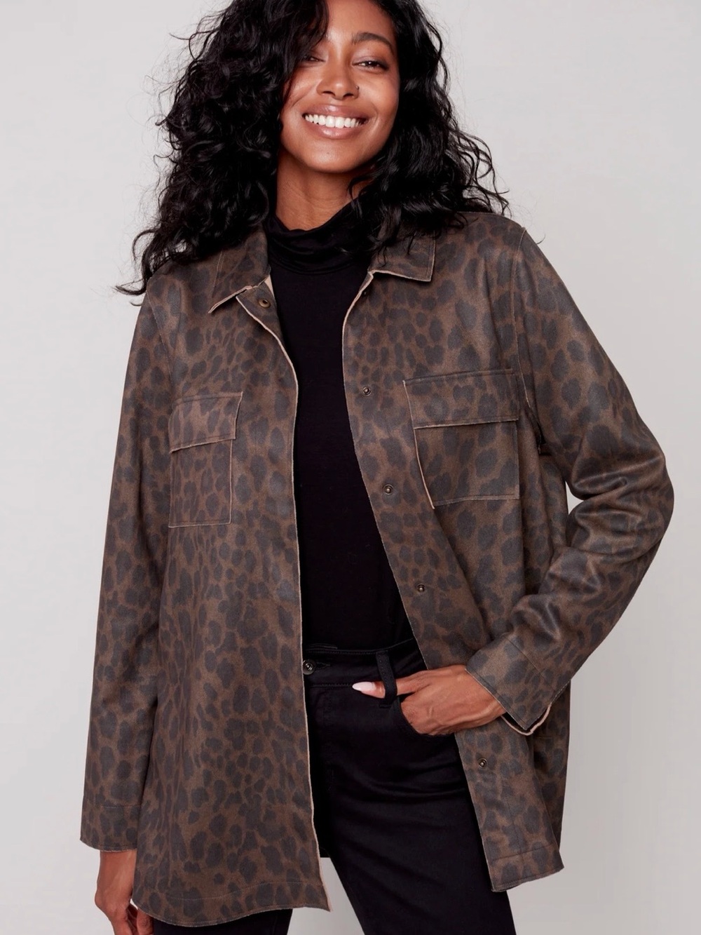 NWOT CHARLIE B soft shirt Jacket in a muted, earth-toned leopard/animal - large